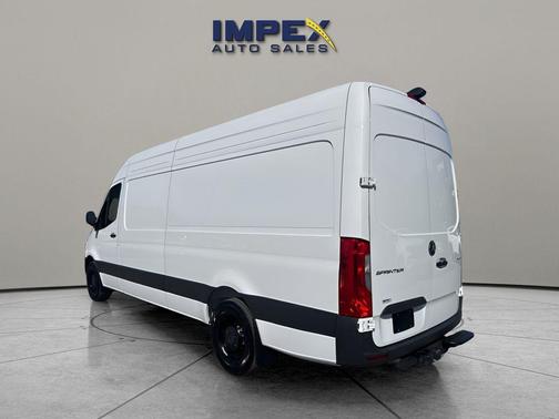 2025 Mercedes-Benz Sprinter 2500 High Roof