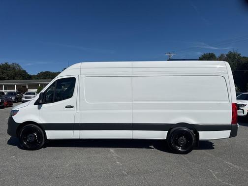 2025 Mercedes-Benz Sprinter 2500 High Roof