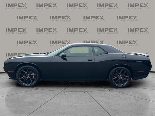 2021 Dodge Challenger SXT