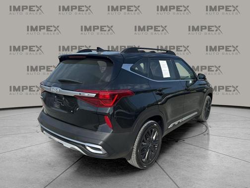 Cherry Black 2022 Kia Seltos Nightfall Edition