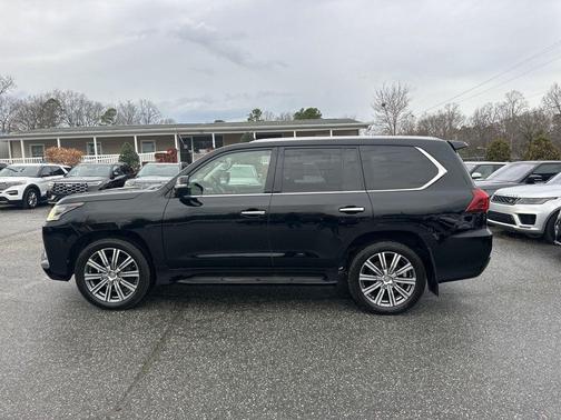 2016 Lexus LX 570 Base