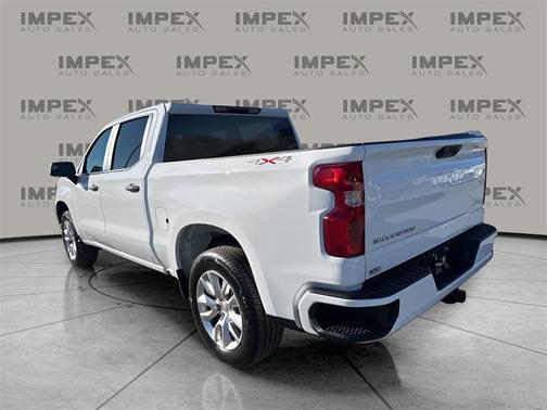 2025 Chevrolet Silverado 1500 Custom