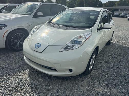 Glacier Pearl 2012 Nissan Leaf SV