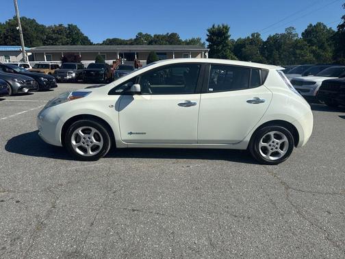 Glacier Pearl 2012 Nissan Leaf SV