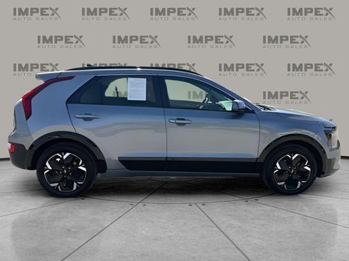 Steel Gray 2024 Kia Niro EV Wind