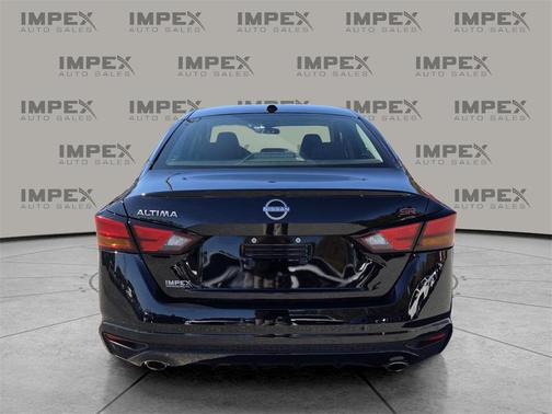 2023 Nissan Altima SR FWD