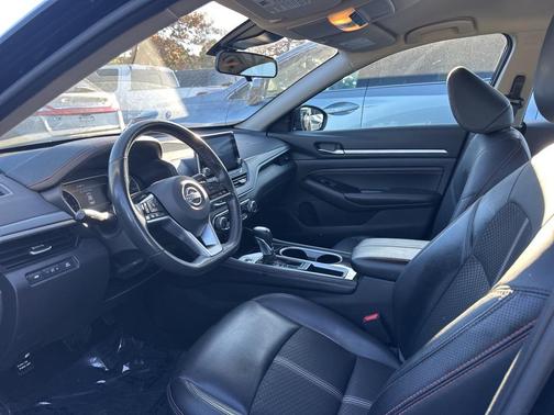 2023 Nissan Altima SR FWD