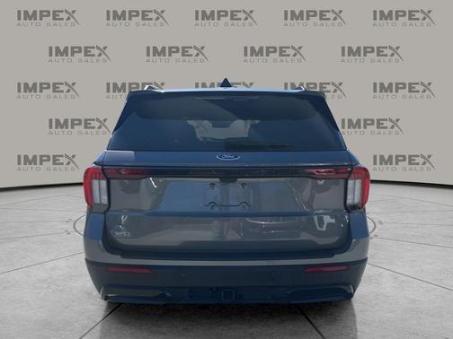 CARBONIZED GRAY METALLIC 2025 Ford Explorer ST-Line