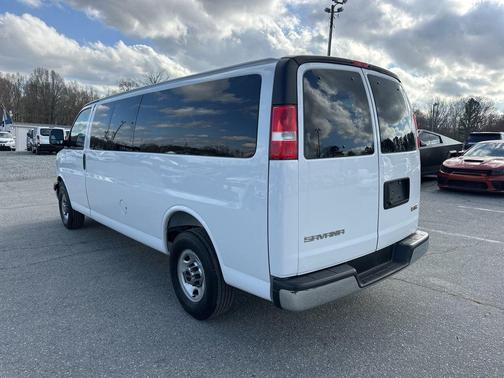 2025 GMC Savana 3500 RWD 3500 Extended Wheelbase LT