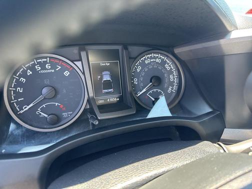 Cement 2021 Toyota Tacoma TRD Sport