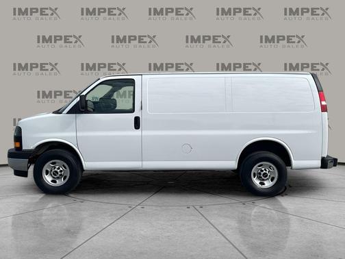 2023 GMC Savana 2500 Work Van