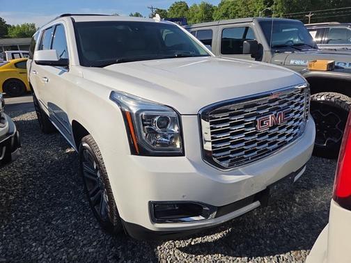 White Frost Tricoat 2018 GMC Yukon XL Denali