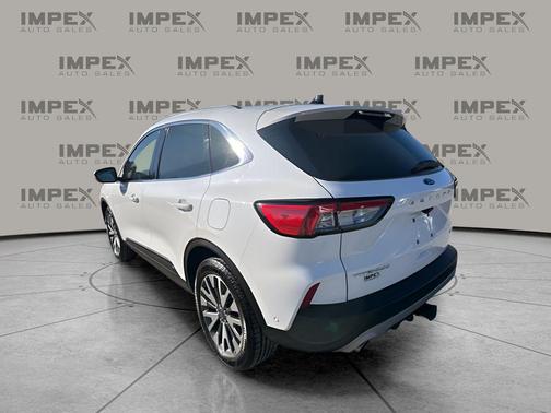 2020 Ford Escape Titanium