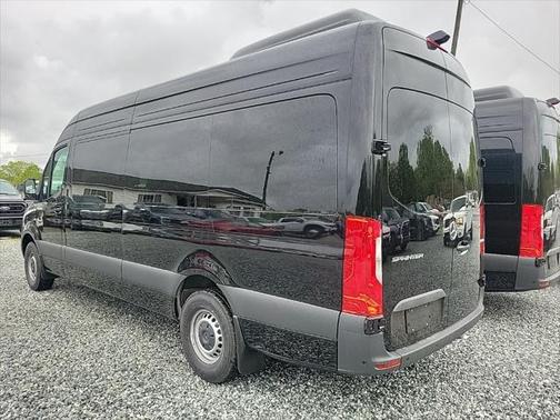 2025 Mercedes-Benz Sprinter 2500 High Roof
