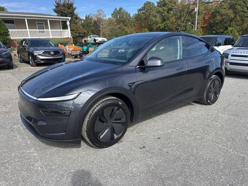 2026 Tesla Model Y Long Range Dual Motor All-Wheel Drive