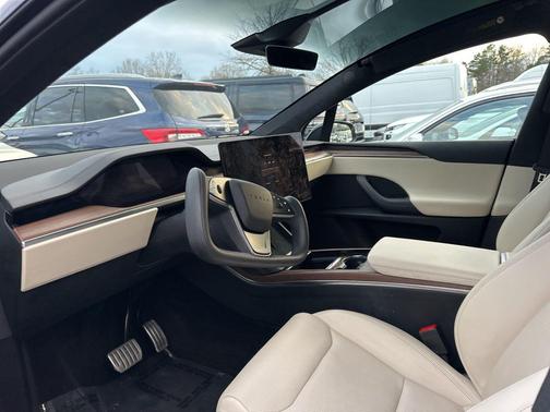 2022 Tesla Model X Dual Motor All-Wheel Drive