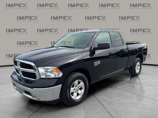 2024 RAM 1500 Classic SLT