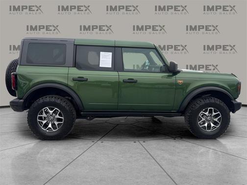 2025 Ford Bronco Badlands