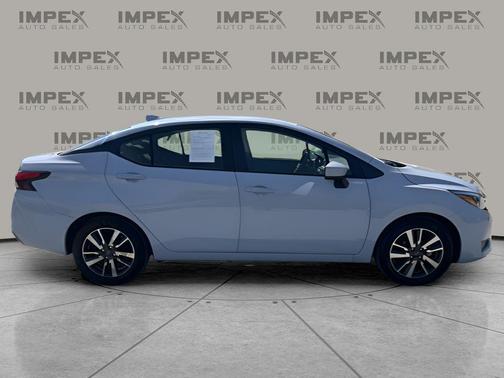 Gray Sky Pearl 2025 Nissan Versa 1.6 SV