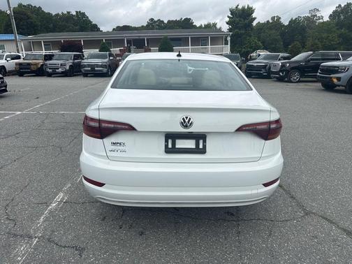 Pure White 2019 Volkswagen Jetta 1.4T SE
