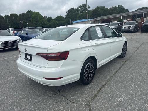 Pure White 2019 Volkswagen Jetta 1.4T SE