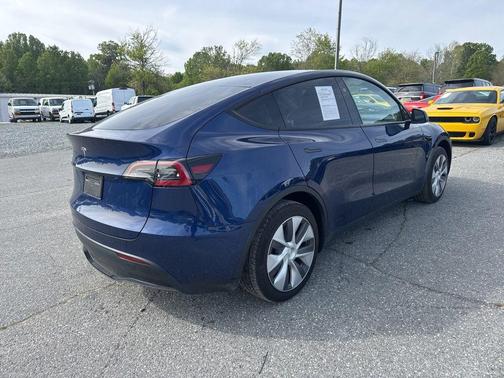 2023 Tesla Model Y RWD