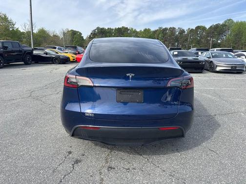 2023 Tesla Model Y RWD