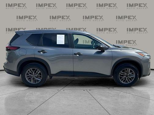 Gun Metallic 2024 Nissan Rogue S