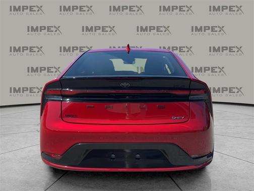 2025 Toyota Prius XLE