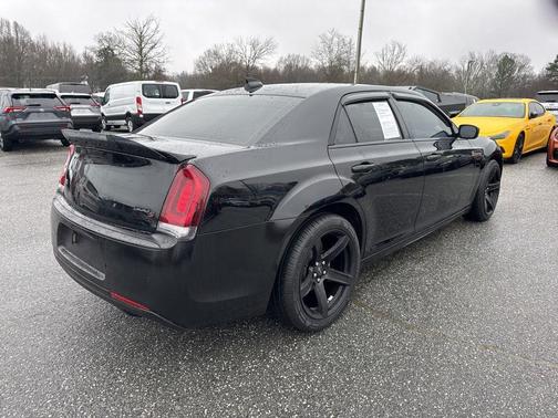2021 Chrysler 300 S