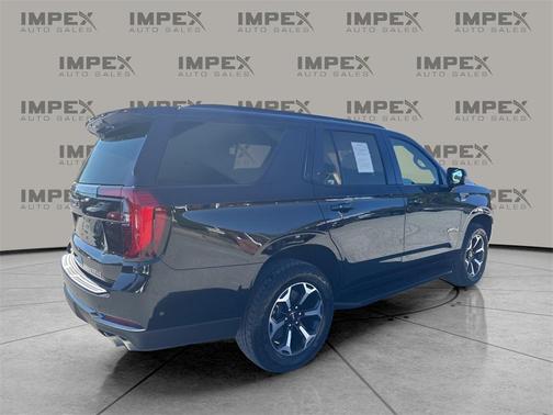 2025 GMC Yukon 4WD AT4