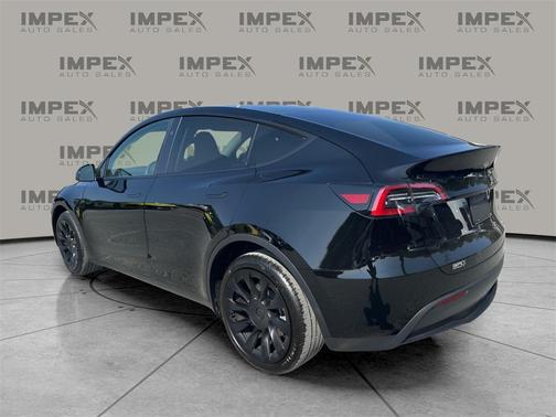 2024 Tesla Model Y Long Range Dual Motor All-Wheel Drive