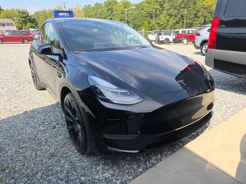 2024 Tesla Model Y Long Range Dual Motor All-Wheel Drive