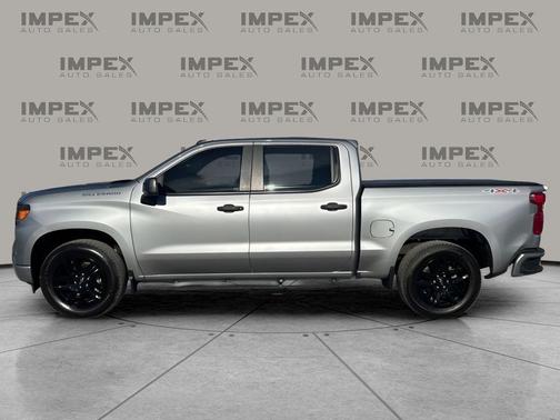 2023 Chevrolet Silverado 1500 Custom