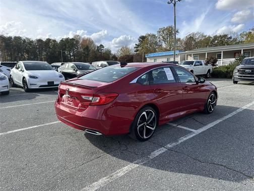 Photo 5 of 34 of 2022 Honda Accord Sport 1.5T