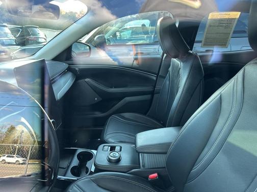 2024 Ford Mustang Mach-E Premium