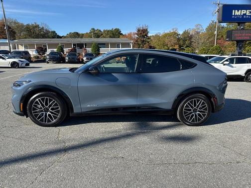 2024 Ford Mustang Mach-E Premium