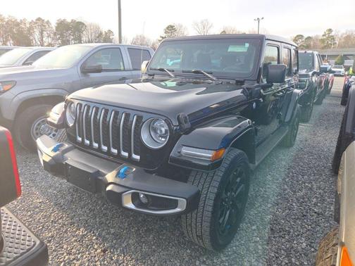 2022 Jeep Wrangler Unlimited 4xe Sahara