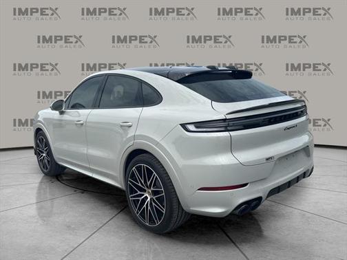 2024 Porsche Cayenne S
