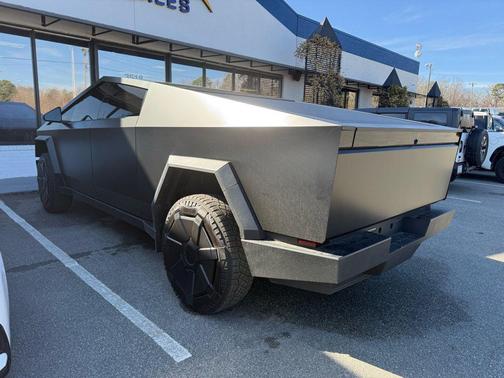 2024 Tesla Cybertruck All-Wheel Drive