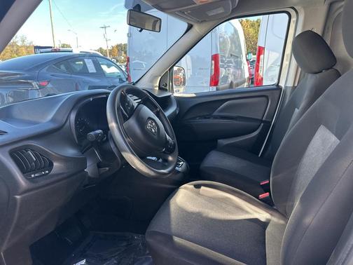 2022 RAM ProMaster City Tradesman