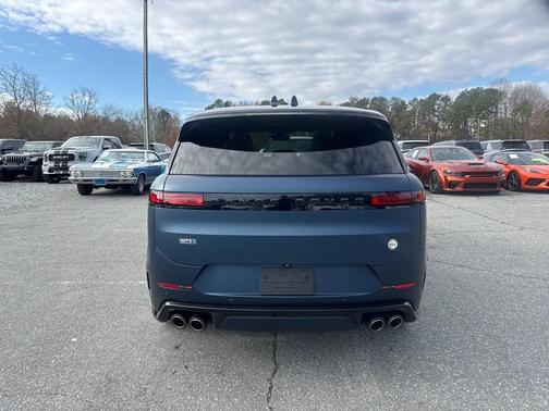 2025 Land Rover Range Rover Sport P635 SV Edition Two