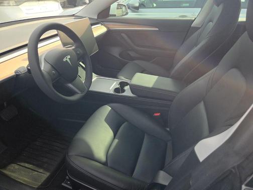 Pearl White Multi-Coat 2021 Tesla Model 3 Long Range