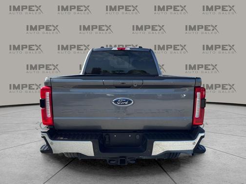 CARBONIZED GRAY 2024 Ford F-250 Lariat