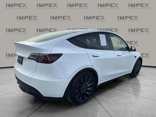 2024 Tesla Model Y Performance Dual Motor All-Wheel Drive