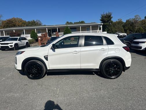 2021 Mitsubishi Outlander Sport 2.0 LE