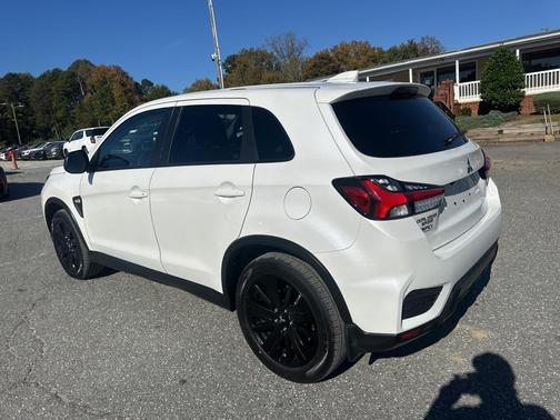 2021 Mitsubishi Outlander Sport 2.0 LE