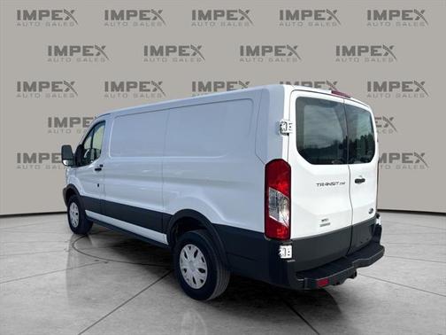 2015 Ford Transit-250 Base