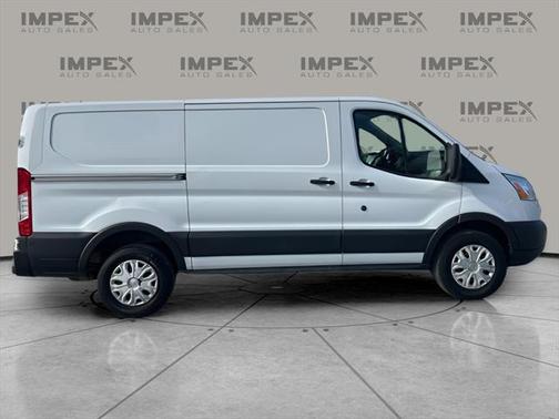 2015 Ford Transit-250 Base