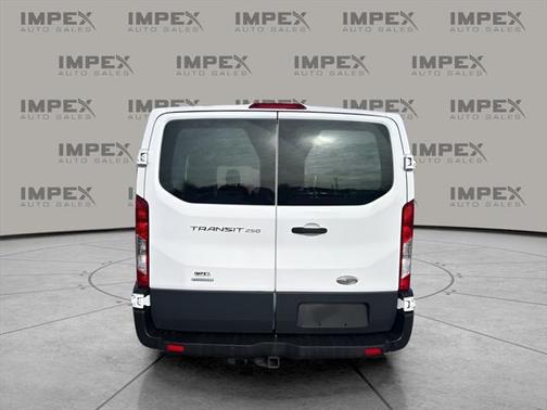 2015 Ford Transit-250 Base